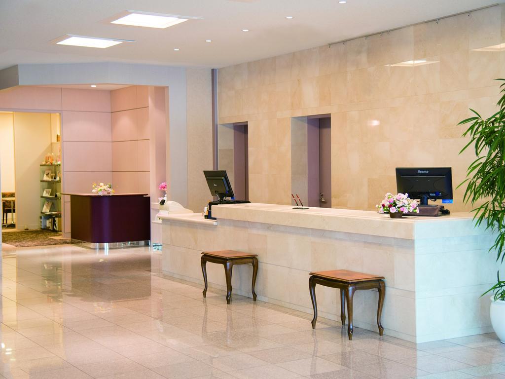 Hotel Crown Palais Kofu Eksteriør billede